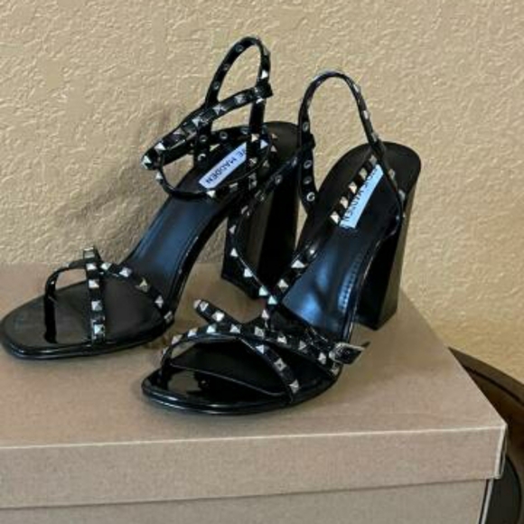 New Authentic Steve Madden Stazie Sandals Patent - Picture 3 of 4